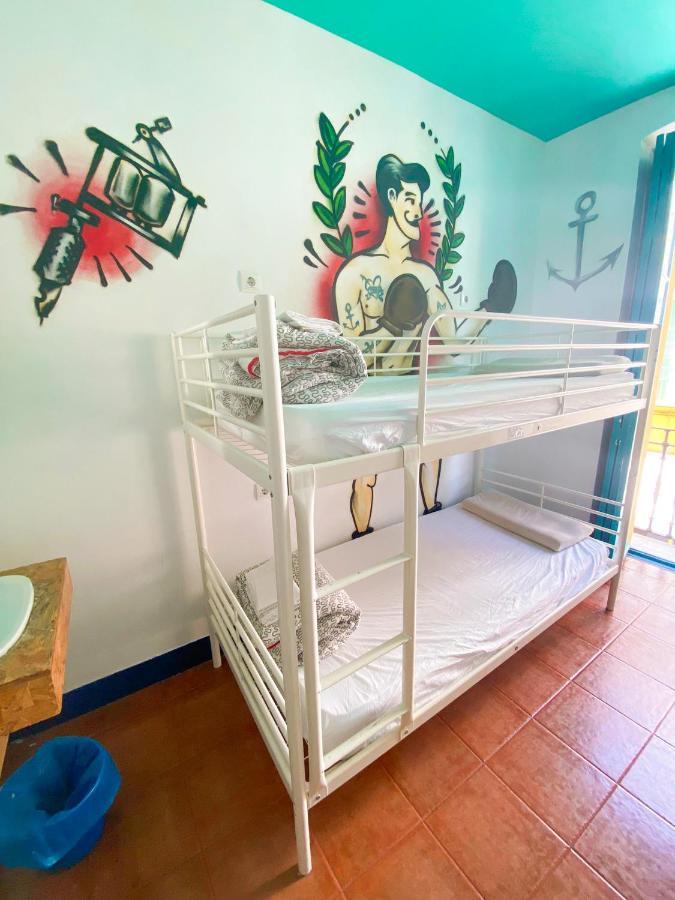 Rio Hostel Seville Luaran gambar