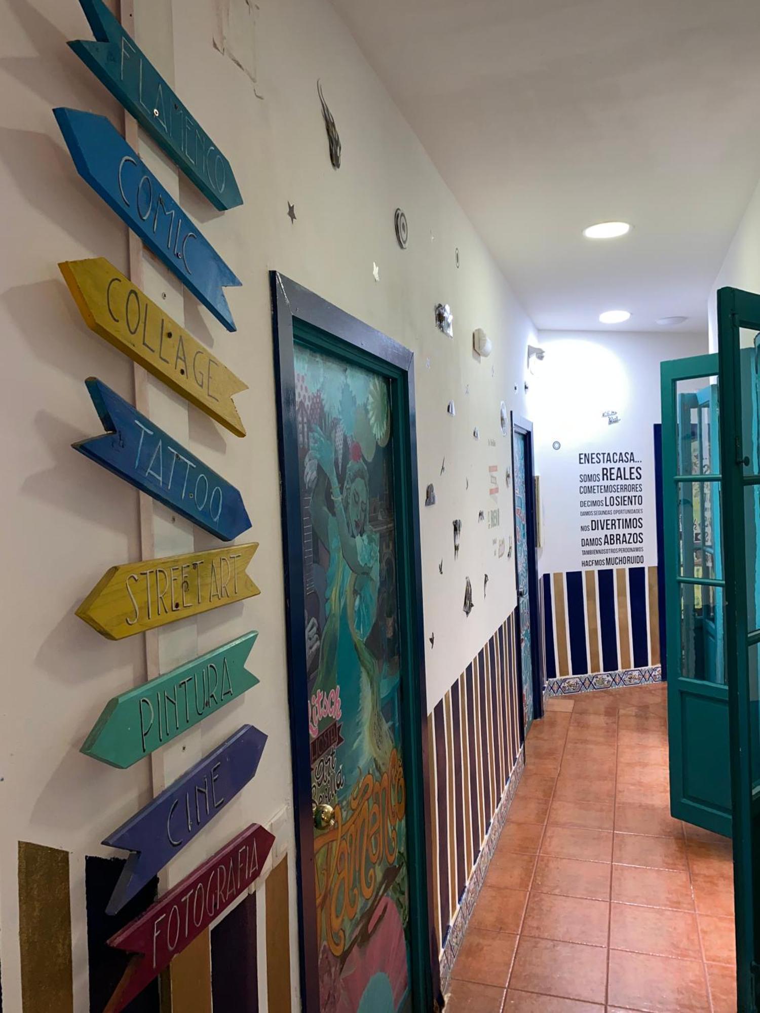 Rio Hostel Seville Luaran gambar