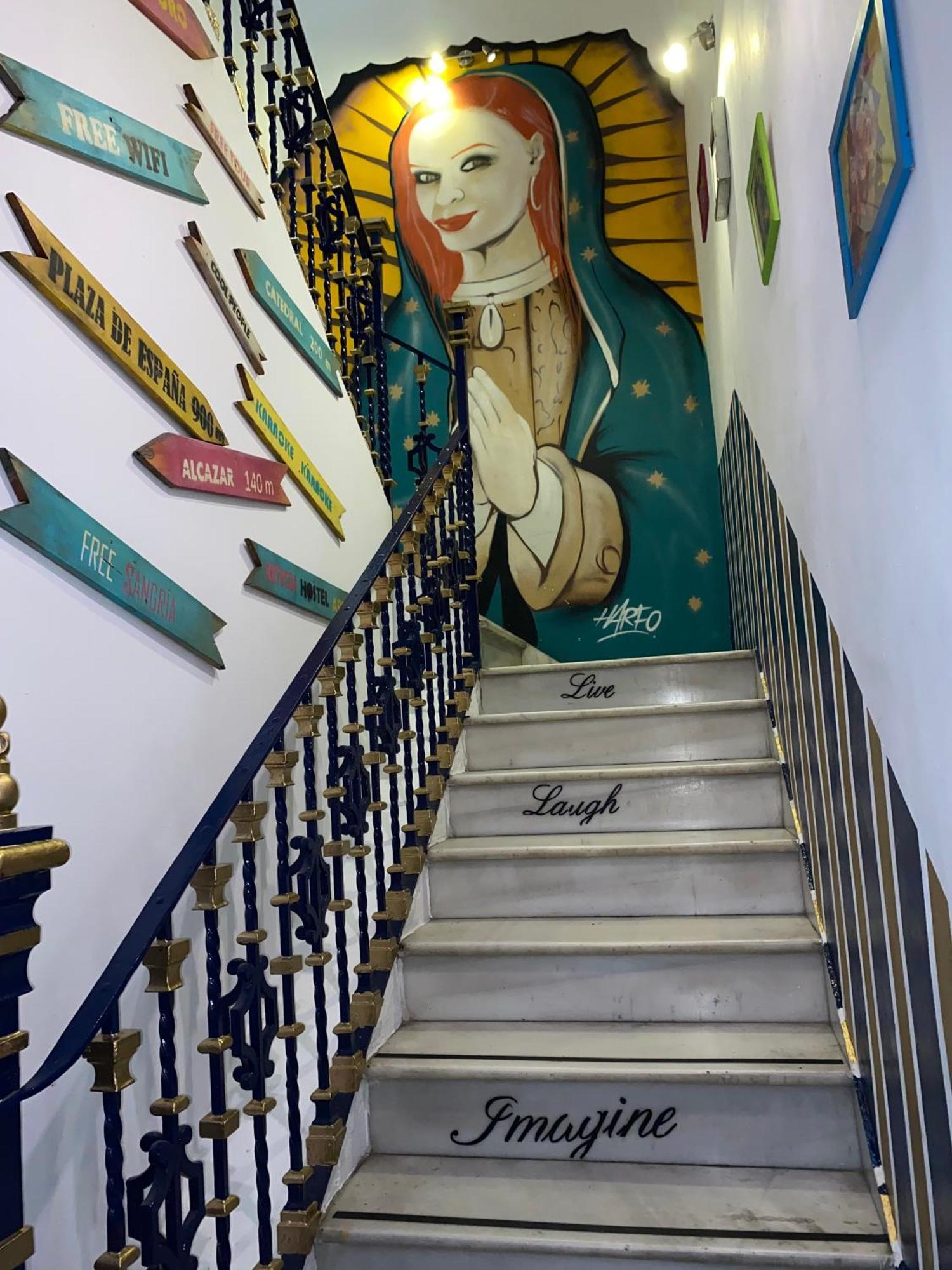 Rio Hostel Seville Luaran gambar