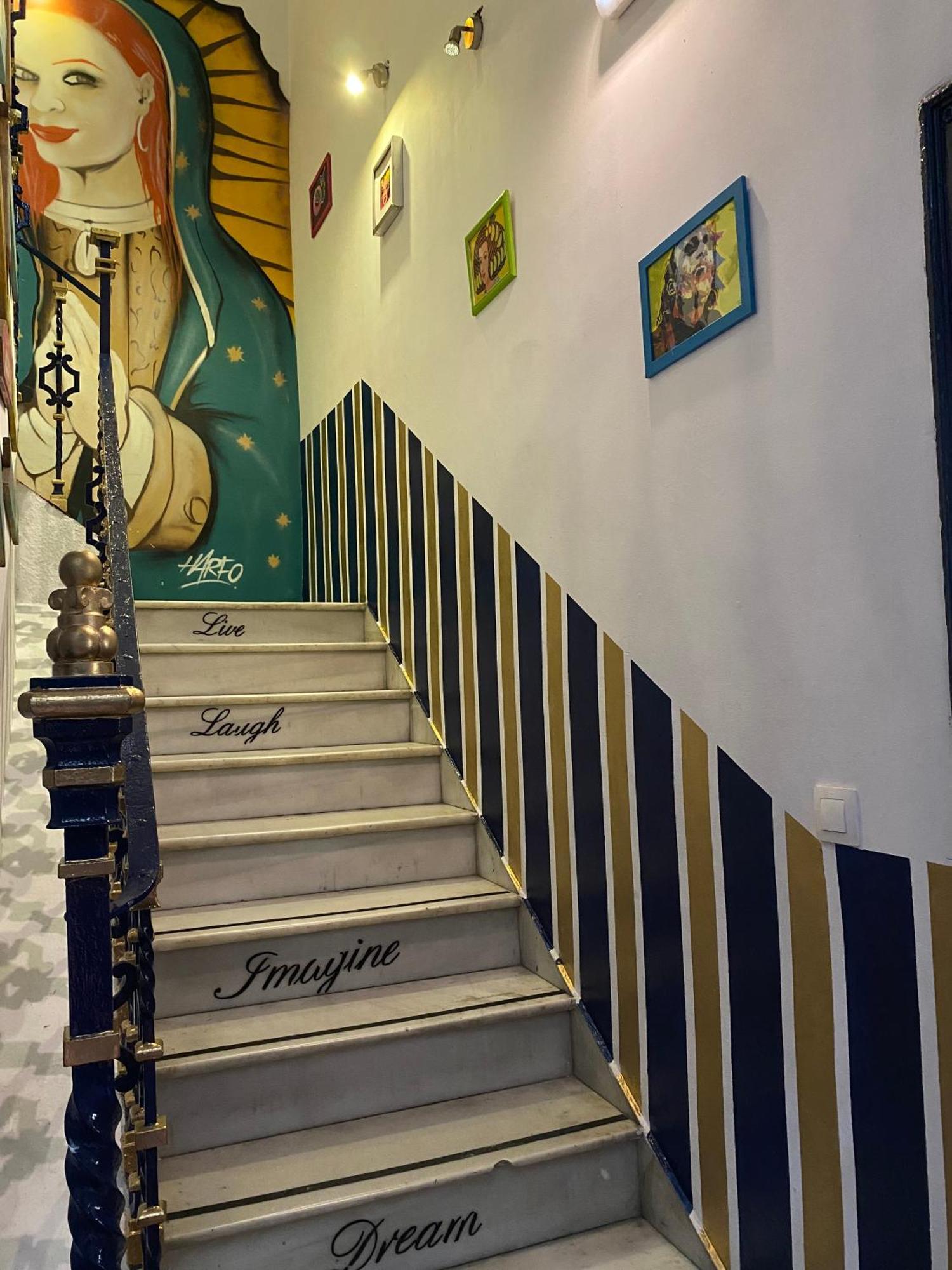 Rio Hostel Seville Luaran gambar