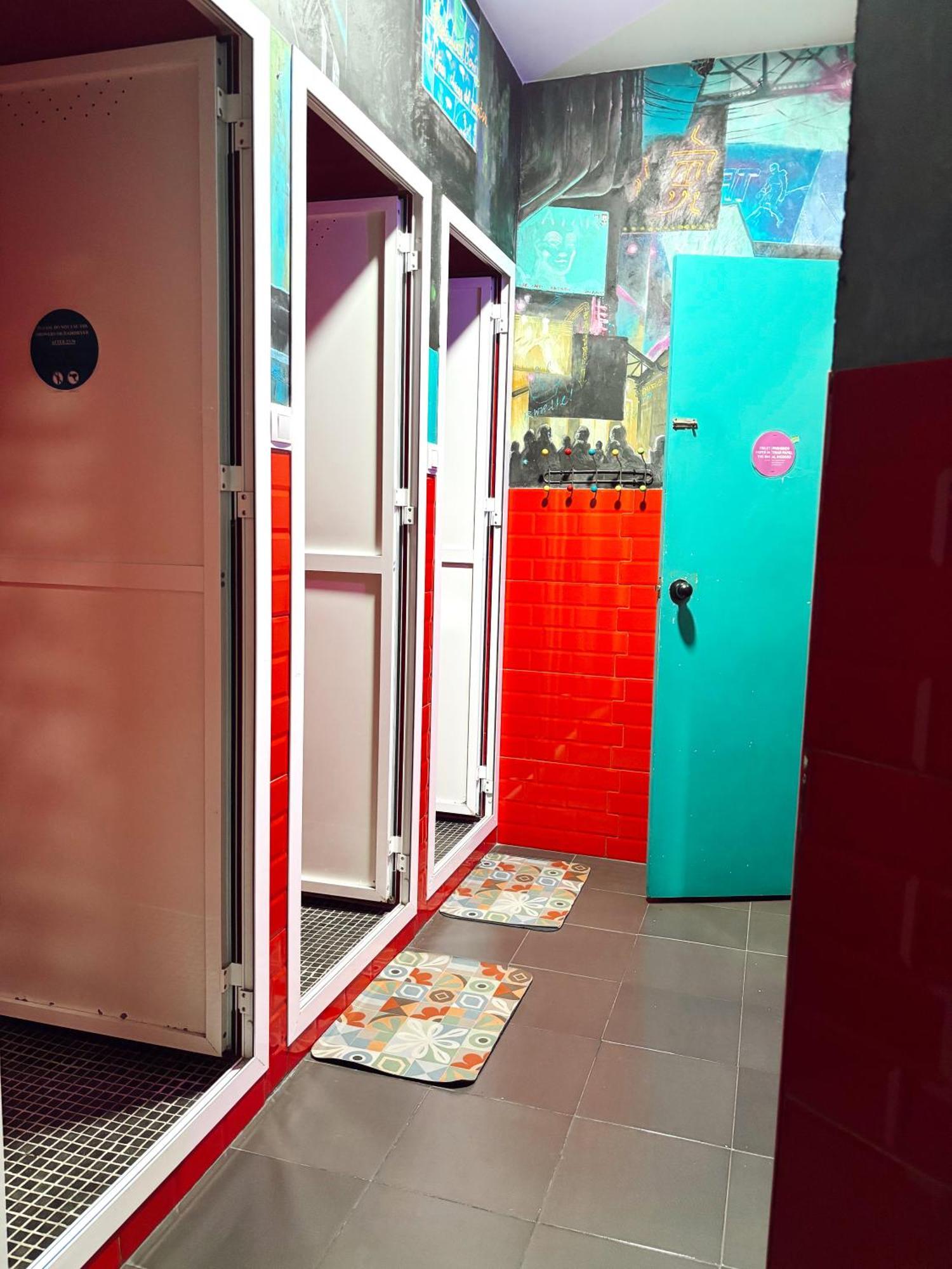 Rio Hostel Seville Luaran gambar